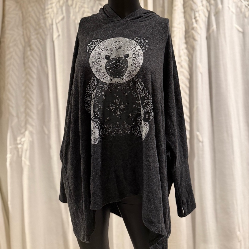 Loose sweater with hoodie by Lauren Moosh Beverly Hills, in Black, Grey & White